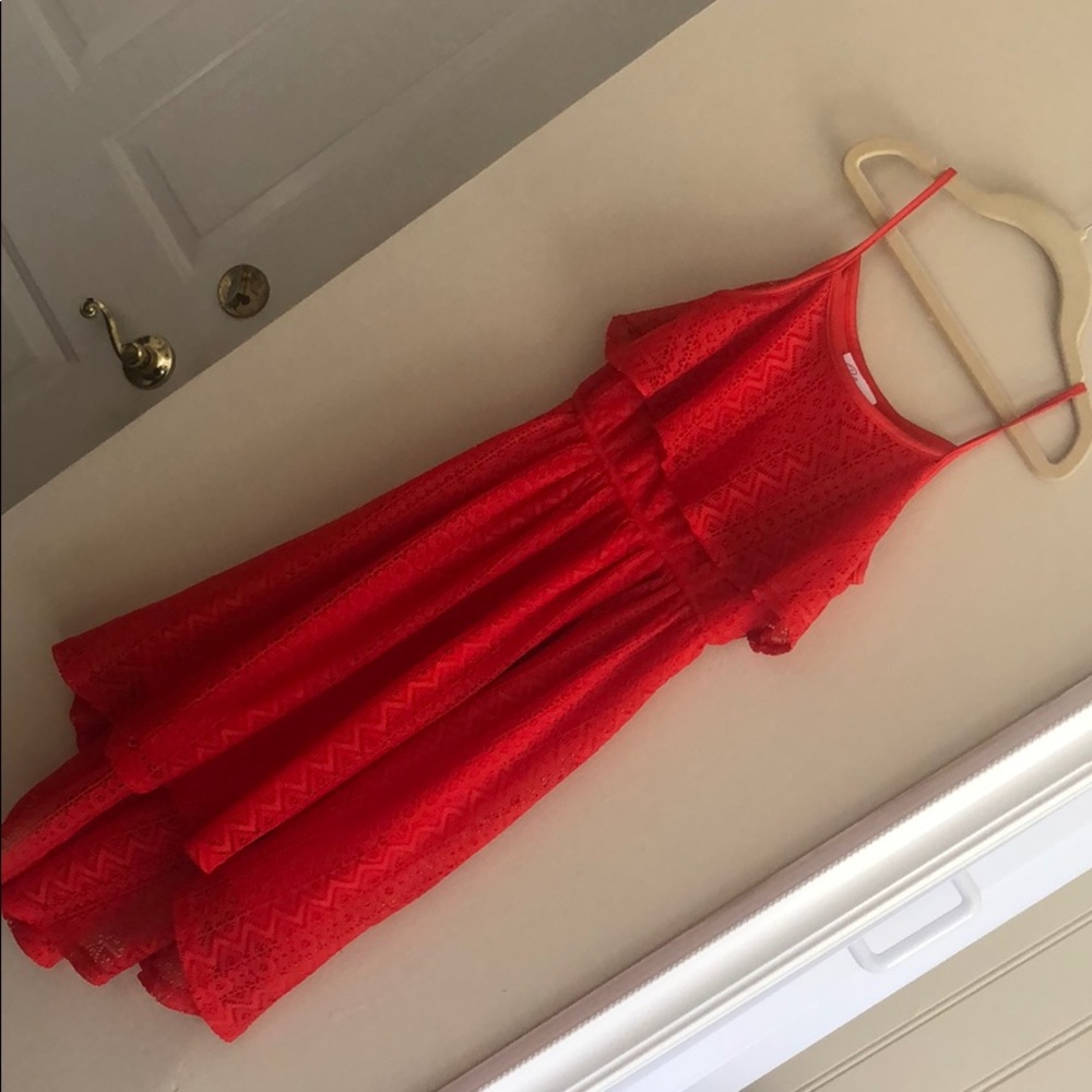 Lacey red dress